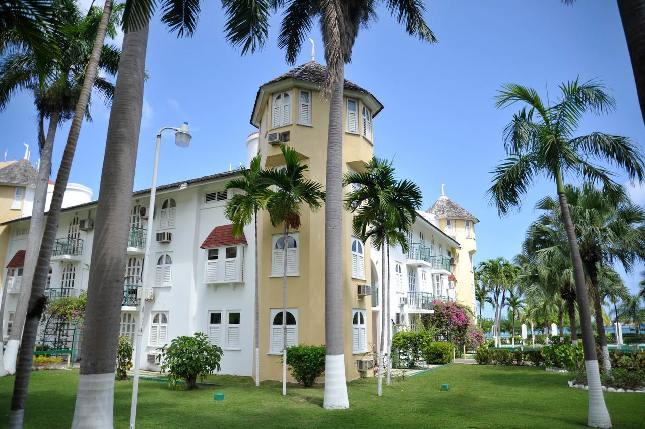 Sandcastles Beach Resort Ocho Rios Buitenkant foto